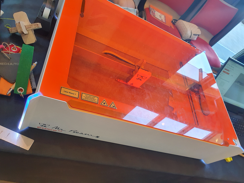 a lasercuter mr beam